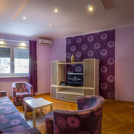 Central Park Family Apartment Белград Екстериор снимка
